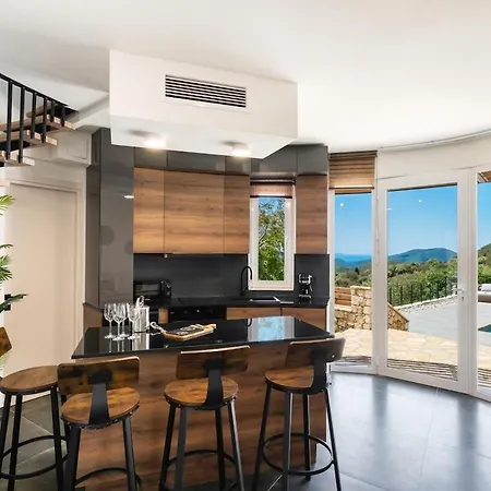 Lagrelia Tower Villa Fternon