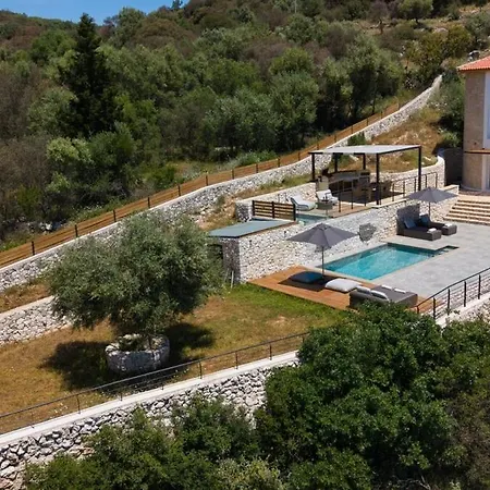 Villa Lagrelia Tower *